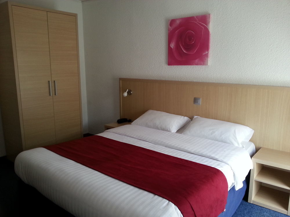 Hotel Le Sud Juan-les-Pins Kültér fotó