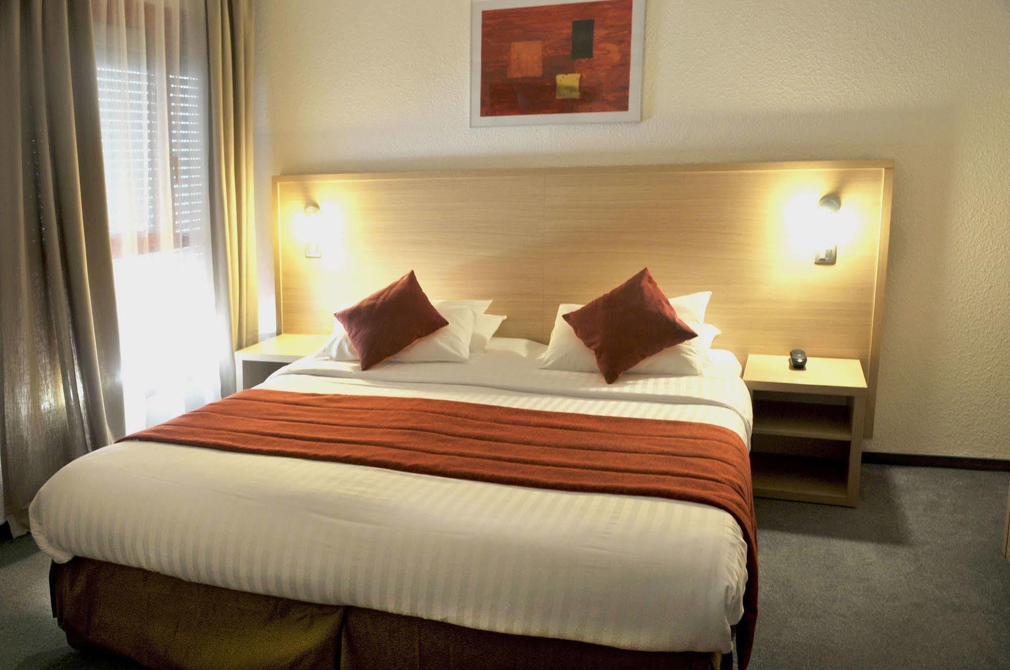 Hotel Le Sud Juan-les-Pins Kültér fotó