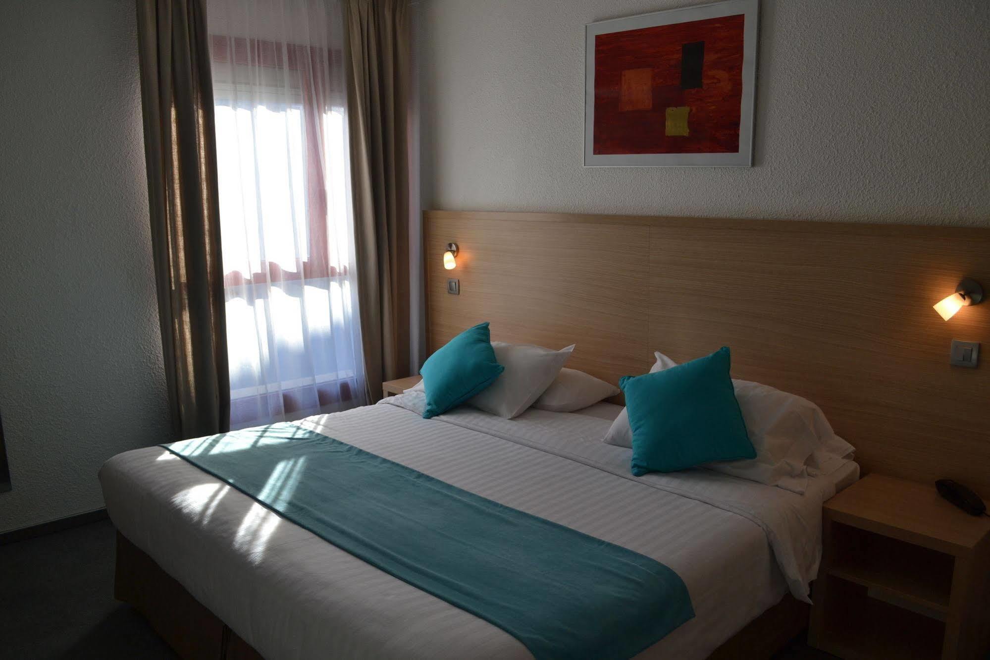 Hotel Le Sud Juan-les-Pins Kültér fotó