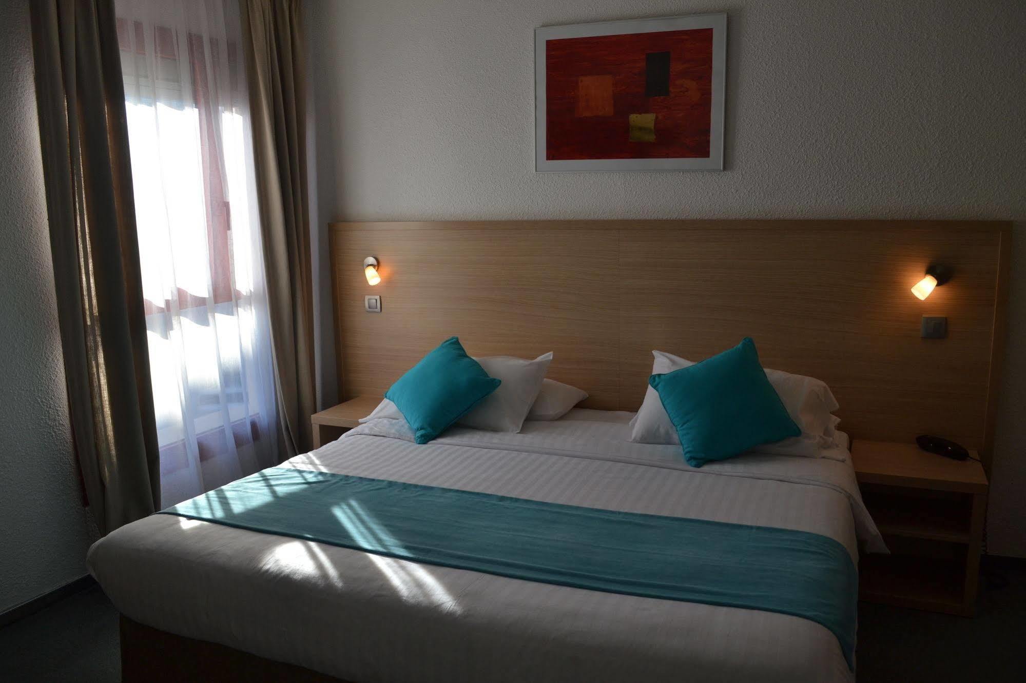 Hotel Le Sud Juan-les-Pins Kültér fotó