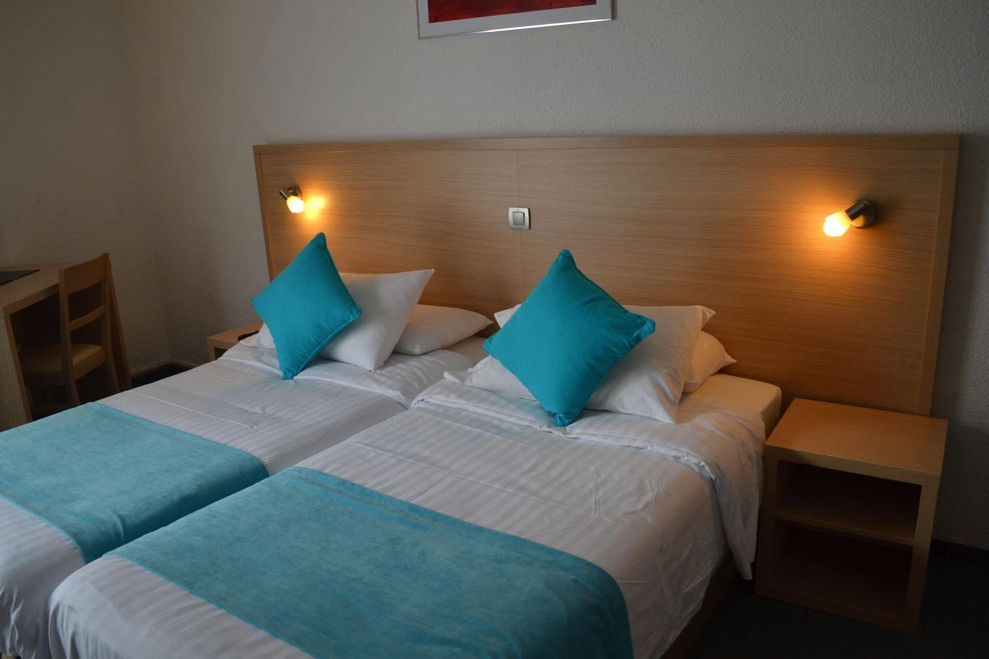 Hotel Le Sud Juan-les-Pins Kültér fotó
